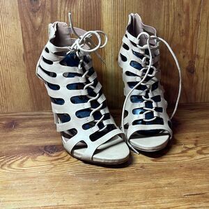 Shushop Women’s Beige Gladiator Lace Up Stiletto Heels size 6.5 Heel height 4.5”